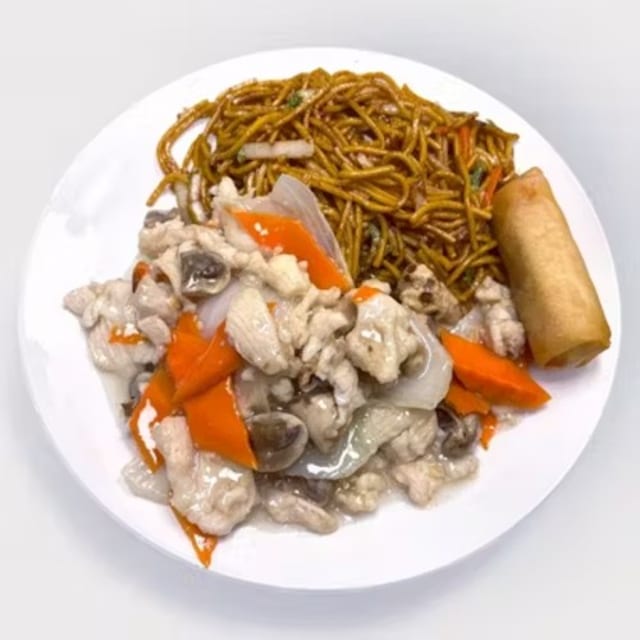 L8. Moo Goo Gai Pao.