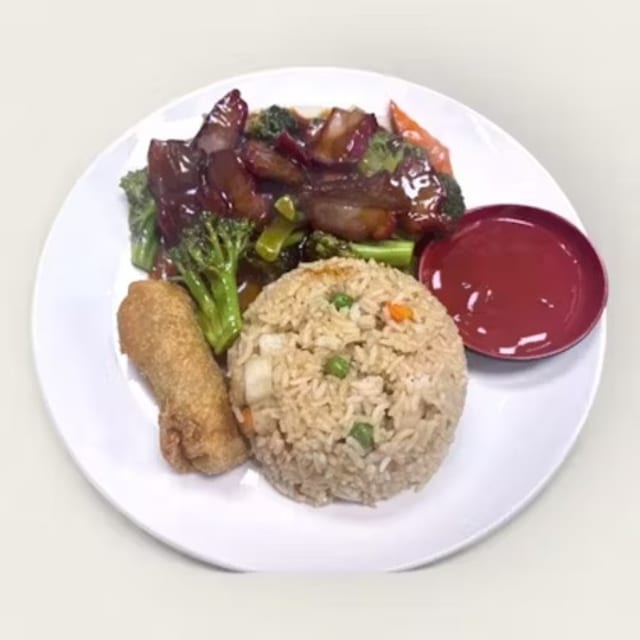 L13. Beef with Broccoli.