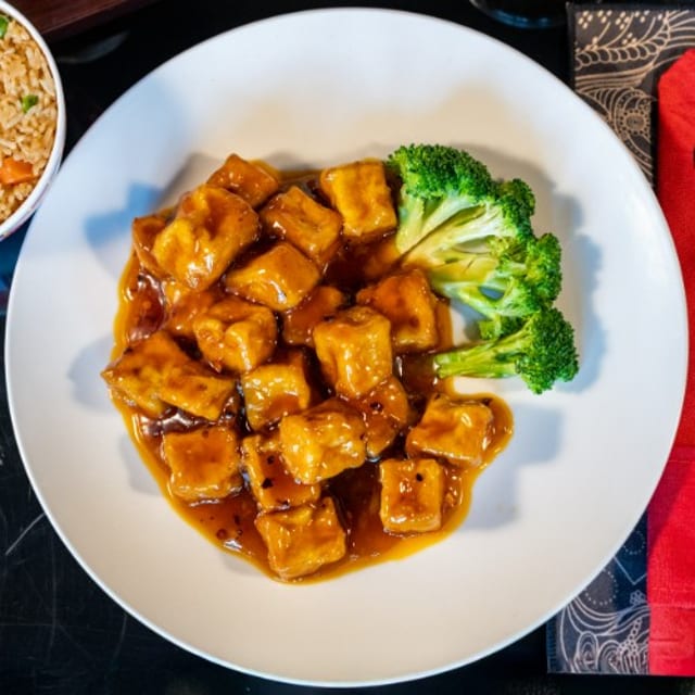 C19. General Tso's Tofu.