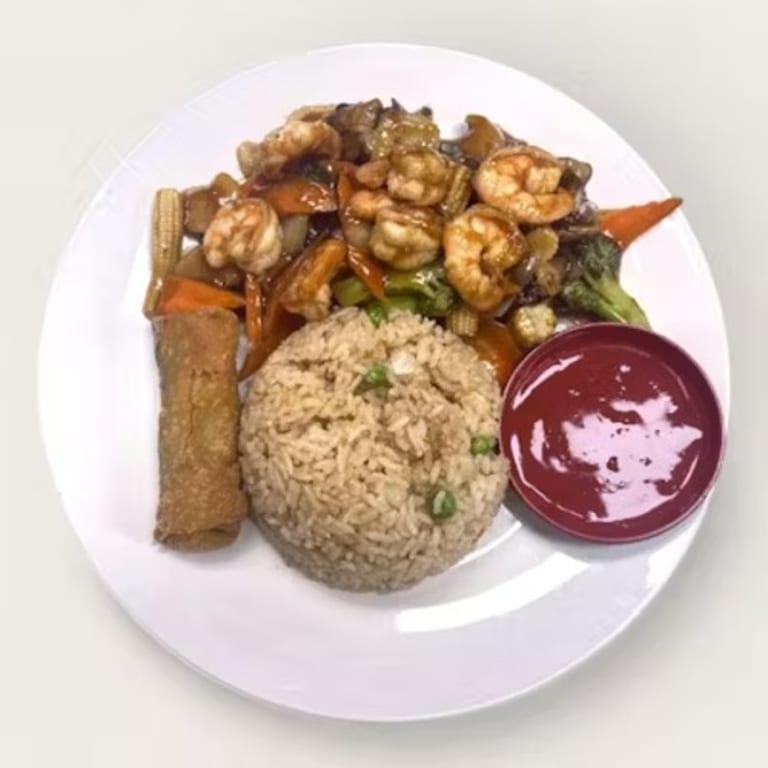 Savor Your Lunch with Us