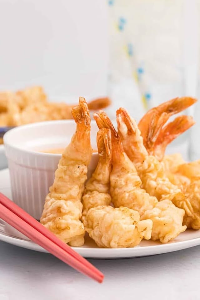 Fried Tempura Shrimps (4pc).