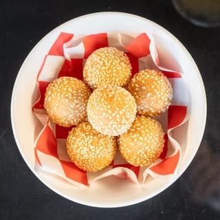 Sesame Balls (Chinese-Style) (6 pcs)